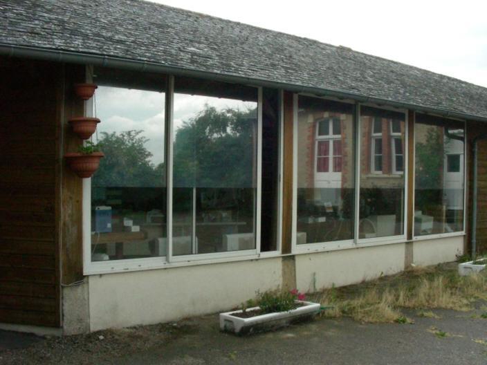 Gite -Belle Maison Dans Une Ancienne Ecole-Tarif Reduit Hors We ! Chanzeaux Bagian luar foto