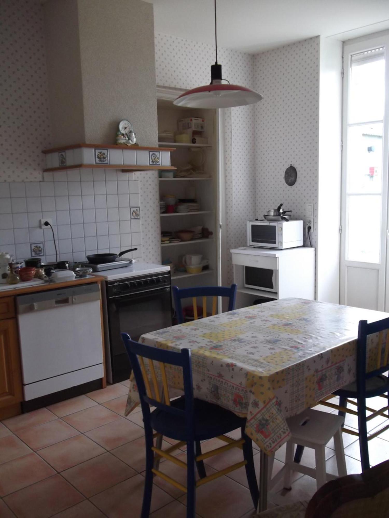 Gite -Belle Maison Dans Une Ancienne Ecole-Tarif Reduit Hors We ! Chanzeaux Bagian luar foto